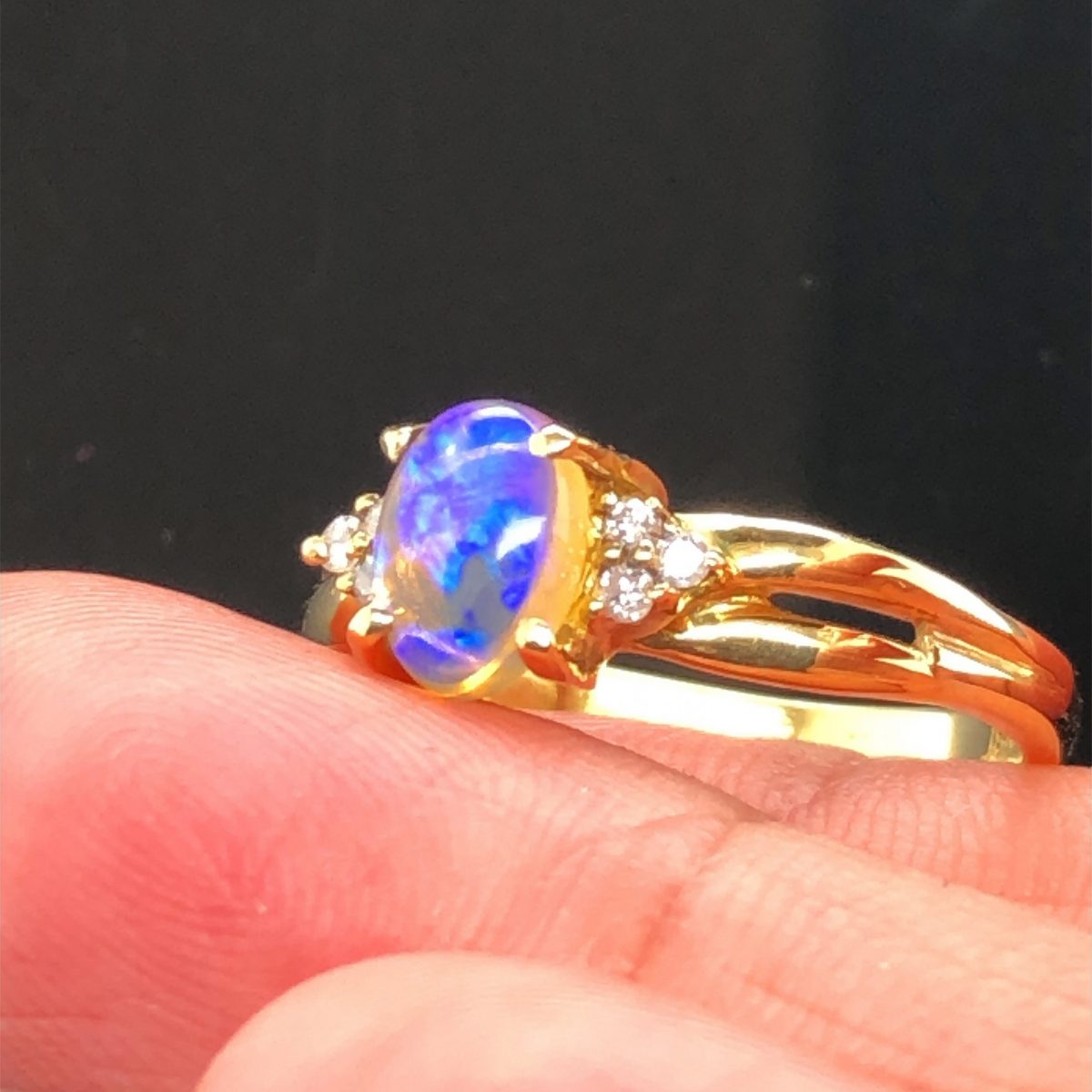 Dreaming of Violet - 18k Yellow Gold Solid White Opal Ring with Diamonds 358 - Image 2
