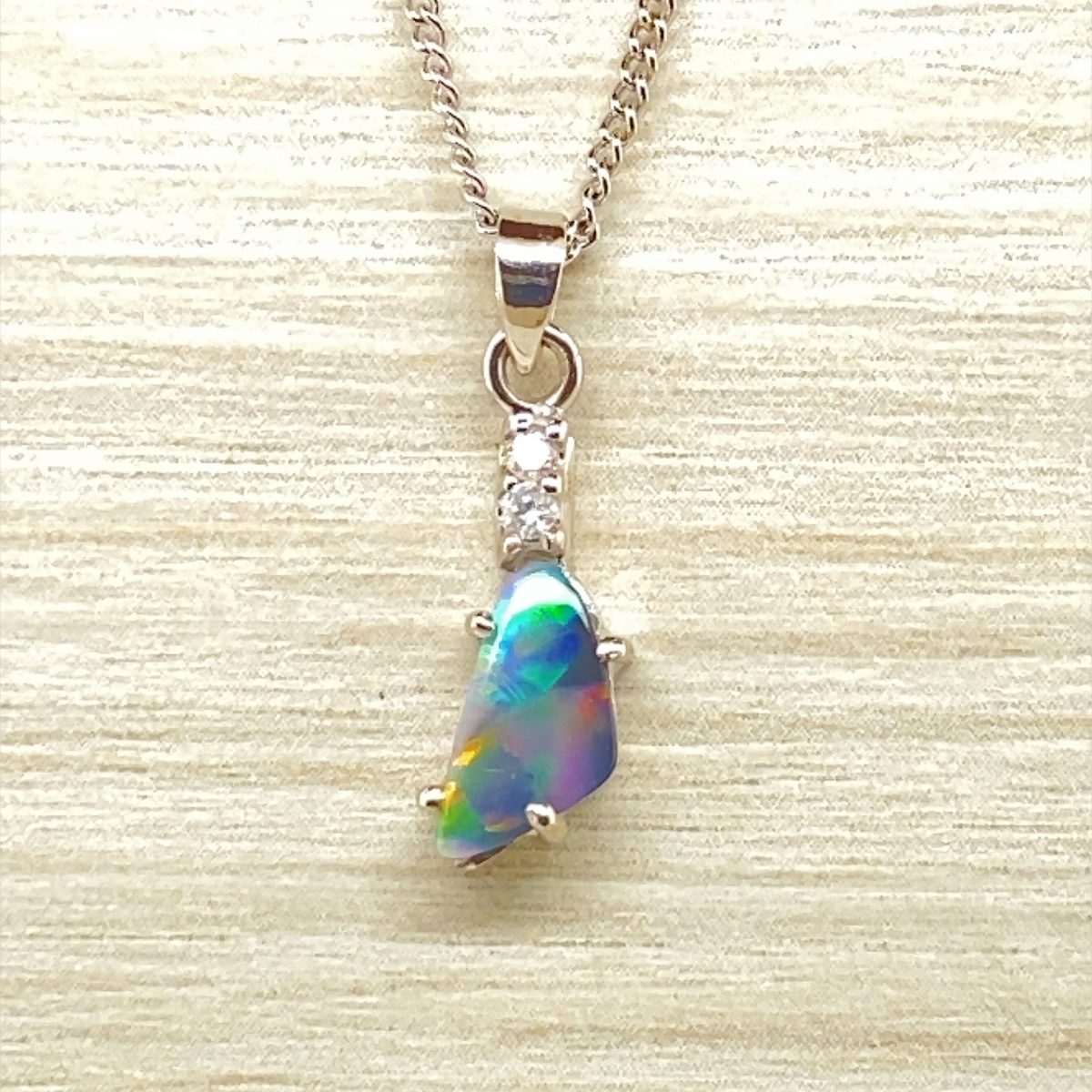 K18  天然石 ブラックオパール ペンダント 949 ダイヤモンド - 画像 (3)