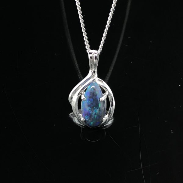 K18 Solid BlackOpal Pendant 707 - Image 5
