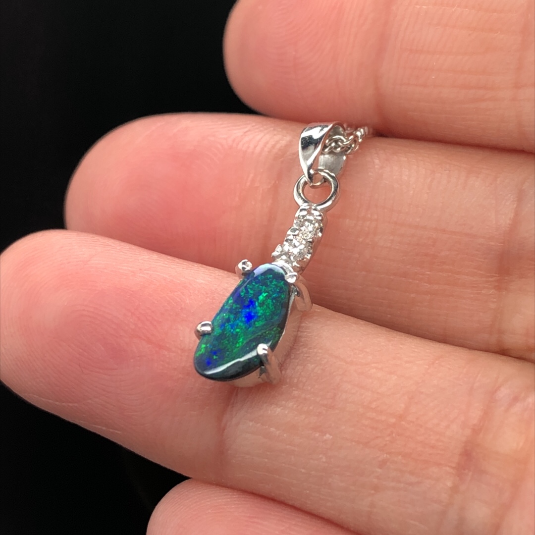 K18  天然石 ブラックオパール ペンダント 780  ダイヤモンド - 画像 (4)