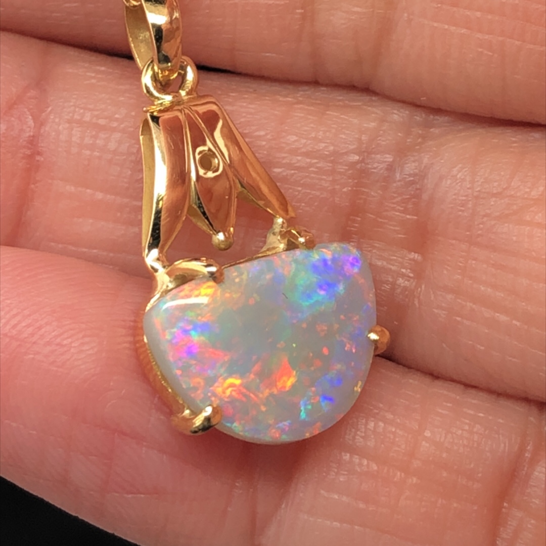 Cast a Spell on Me - 18k Yellow Gold Solid Black Opal Pendant 404 - Image 2